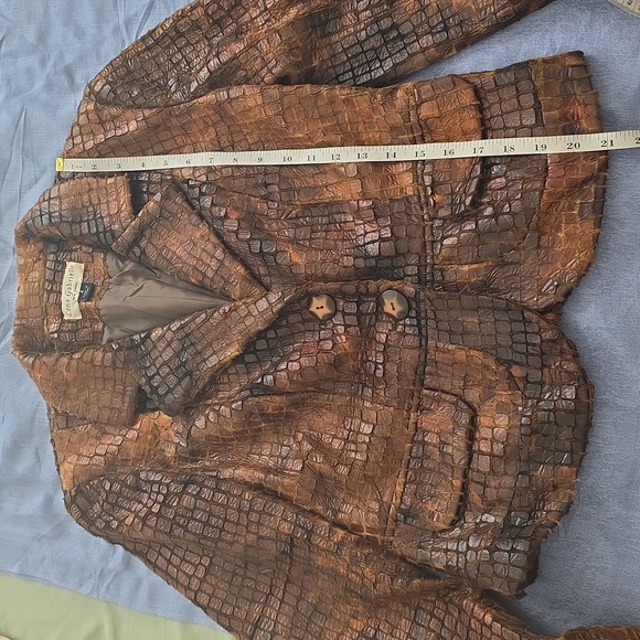 Lena Gabrielle Faux Alligator Blazer Jacket - Picture 8 of 12